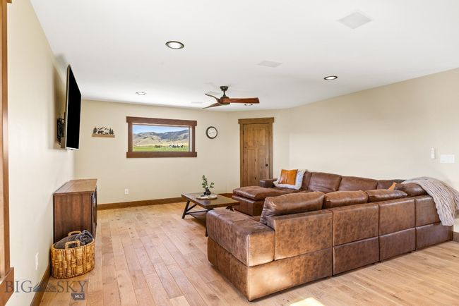 17 Texs Loop, House other with 4 bedrooms, 3 bathrooms and null parking in Alder MT | Image 33