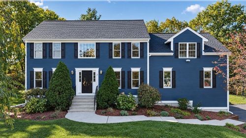 7 Old Salem Cir, Shrewsbury, MA, 01545 | Card Image