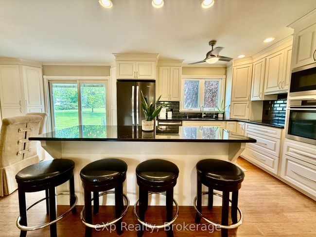 93 Sideroad 40, House other with 3 bedrooms, 4 bathrooms and 10 parking in Mildmay ON | Image 7