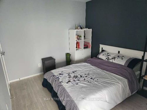 5203-1 Bloor St E, Toronto, ON, M4W0A8 | Card Image
