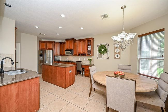 20803 Twisted Leaf Dr, House other with 4 bedrooms, 4 bathrooms and 3 parking in Cypress TX | Image 25