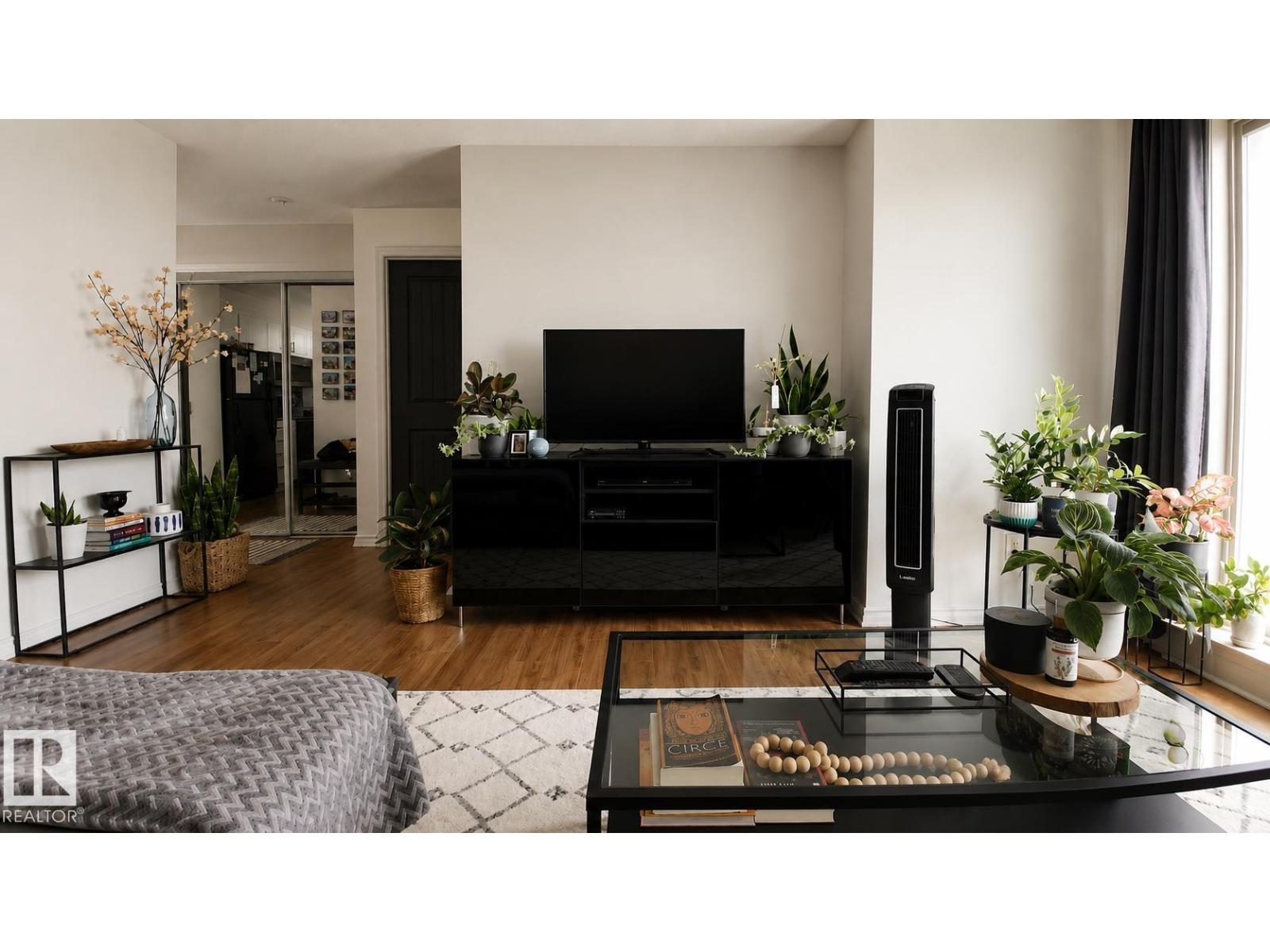Residential in Edmonton 4