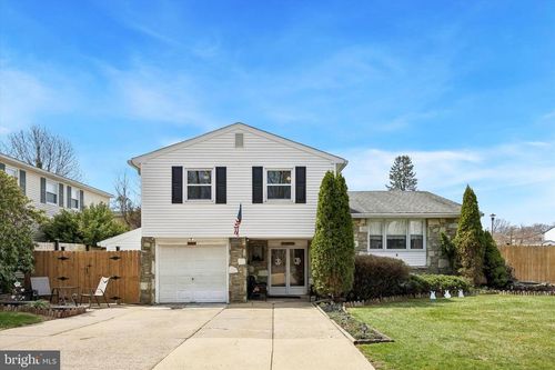 400 Woodhaven Rd, PHILADELPHIA, PA, 19116 | Card Image