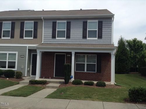 6617 Morgantown St, Raleigh, NC, 27616-6641 | Card Image