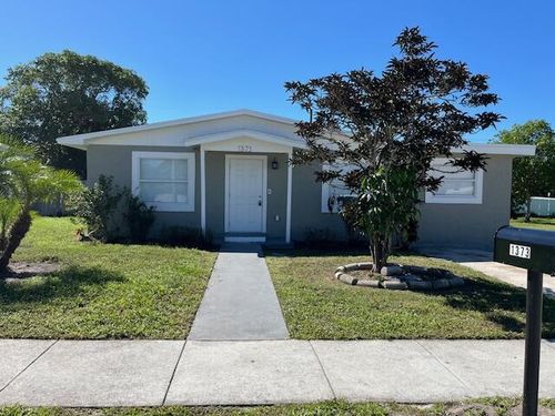 1373 W 30th St, Riviera Beach, FL, 33404-3533 | Card Image