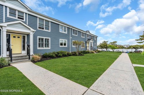 24-302 Deal Lake Dr, Asbury Park, NJ, 07712-5189 | Card Image