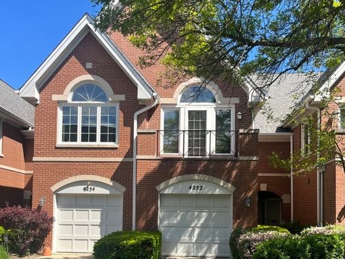 4252 W Harrington Ln, Chicago, IL, 60646-6038 | Card Image