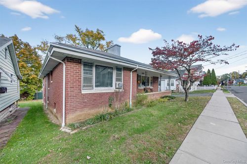 81-79-81 Clove Ave, Haverstraw, NY, 10927-1835 | Card Image