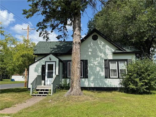222 Spruce St, Spooner, WI, 54801-1149 | Card Image