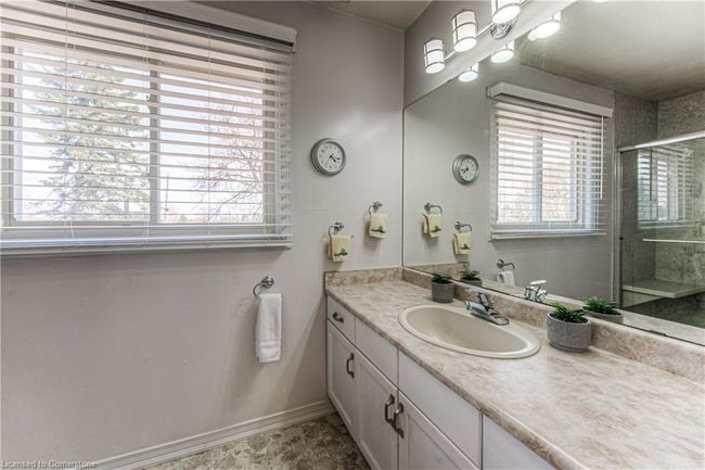 422 Forestlawn Rd, House other with 3 bedrooms, 3 bathrooms and 6 parking in Waterloo ON | Image 31