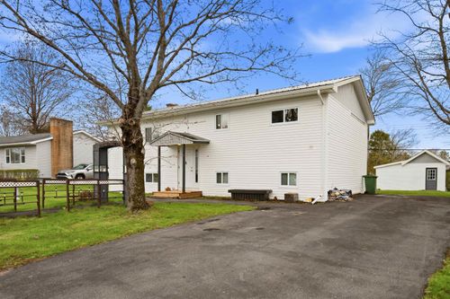 19 Wilmot St, Lower Sackville, NS, B4C2A7 | Card Image