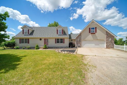 10770 Brix Highway, Brooklyn, MI, 49230 | Card Image
