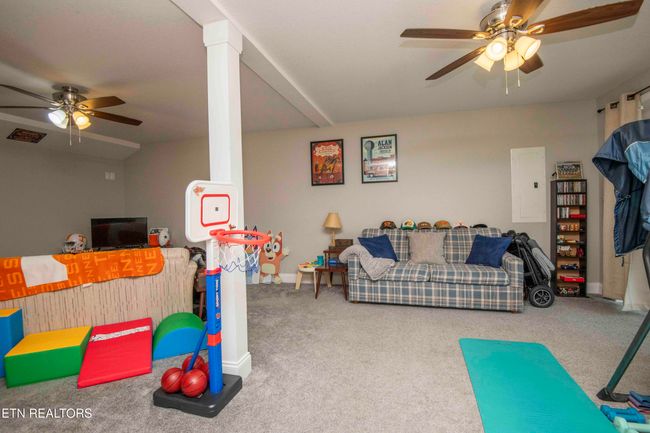 1359 Byrd Cir, House other with 3 bedrooms, 2 bathrooms and null parking in Kingston TN | Image 35