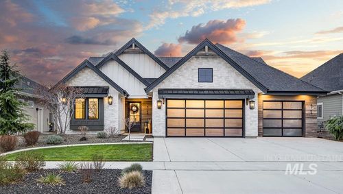 8165 W Corinthia St, Eagle, ID, 83616-4233 | Card Image
