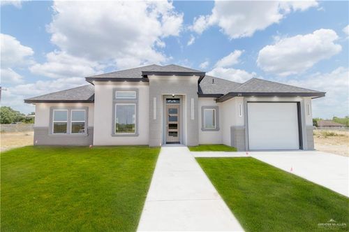 216 Nazareth St, Rio Grande City, TX, 78582 | Card Image