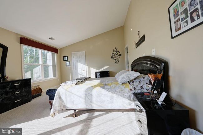 8182 Cobble Pond Way, Townhouse with 4 bedrooms, 3 bathrooms and null parking in MANASSAS VA | Image 28