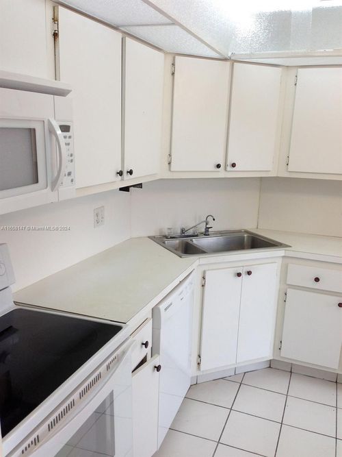 apt-311-6201 N Falls Circle Dr, Lauderhill, FL, 33319-6855 | Card Image