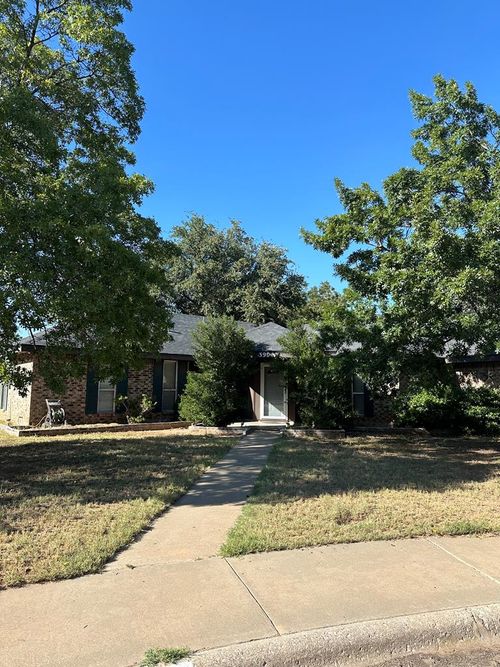 3904 Nasworthy Pl, Midland, TX, 79707-3119 | Card Image