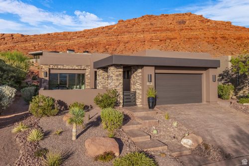 2139 W Cougar Rock Cir, St George, UT, 84770-6248 | Card Image