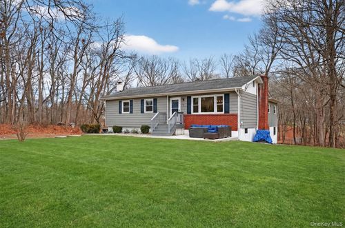 21 Russo Dr, Hopewell Junction, NY, 12533-5108 | Card Image