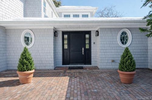 134 Dutchess Blvd, Atlantic Beach, NY, 11509-1225 | Card Image