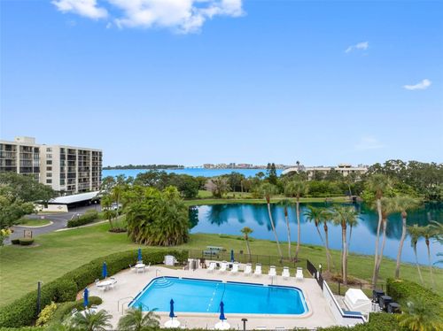 apt-310-220 Belleview Blvd, BELLEAIR, FL, 33756-1955 | Card Image