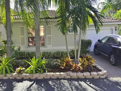 1140 Lidflower St, Hollywood, FL, 33019-4869 | Card Image