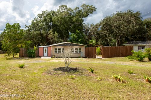 6287 Magnolia St, KEYSTONE HEIGHTS, FL, 32656-7833 | Card Image