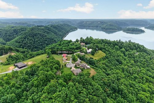 240 Dillon Rd, Baxter, TN, 38544-6906 | Card Image