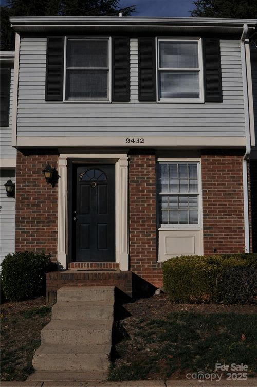 9432-D Lexington Cir, Charlotte, NC, 28213-8223 | Card Image