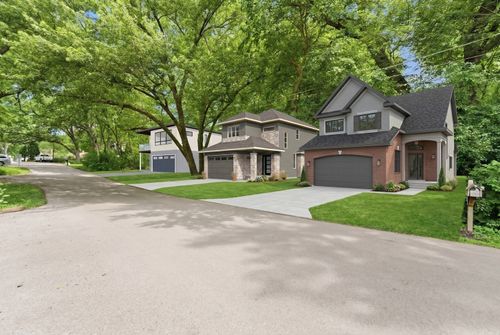 24017 N Valley Rd, Lake Zurich, IL, 60047-8723 | Card Image