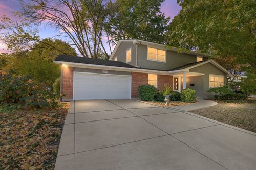 1666 Lin Lor Ct, Elgin, IL, 60123-5022 | Card Image