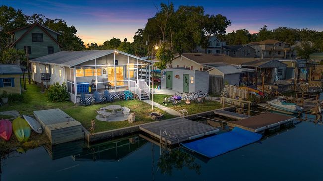 5336 Circle Dr, House other with 2 bedrooms, 2 bathrooms and null parking in Weeki Wachee FL | Image 44