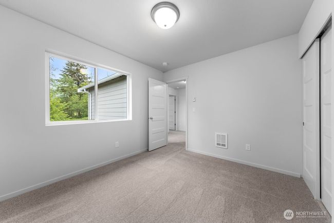 Photographs are for illustrative purposes only. Features, finishes, interior/exterior colors, landscaping and floorplan shown may vary from actual homes built. | Image 24
