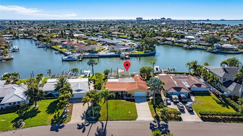 3784 42nd Ave S, St Petersburg, FL, 33711-4340 | Card Image
