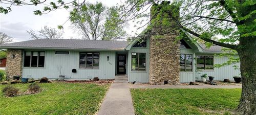 1620 Neosho St, Humboldt, KS, 66748-2120 | Card Image