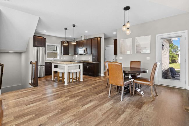2908 Mark Twain Dr, House other with 3 bedrooms, 3 bathrooms and null parking in Chaska MN | Image 4