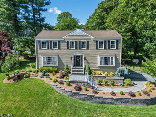 1 Tulip Ln, Randolph, NJ, 07869-4773 | Card Image