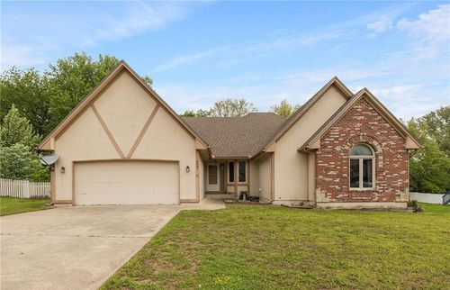 503 Larkin Ct, Warrensburg, MO, 64093-2846 | Card Image