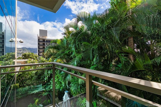 804 - 1200 Queen Emma Street, Home with 3 bedrooms, 2 bathrooms and 2 parking in Honolulu HI | Image 4