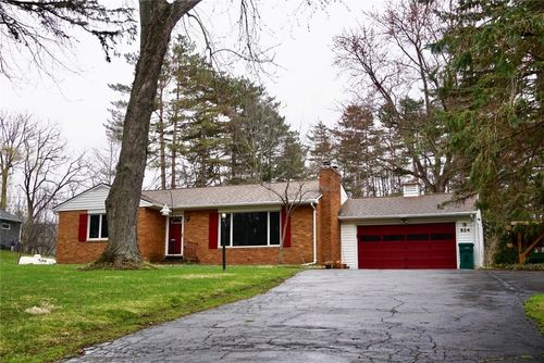 934 Boughton Hill Rd, Victor, NY, 14564-9003 | Card Image