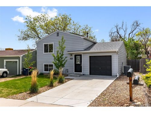 10040 Holland Ct, Broomfield, CO, 80021-3838 | Card Image