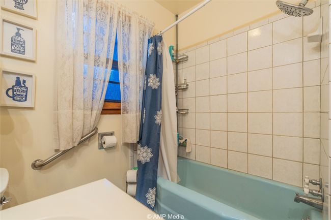 704 E Burnside St, House other with 3 bedrooms, 2 bathrooms and null parking in Rotan TX | Image 16
