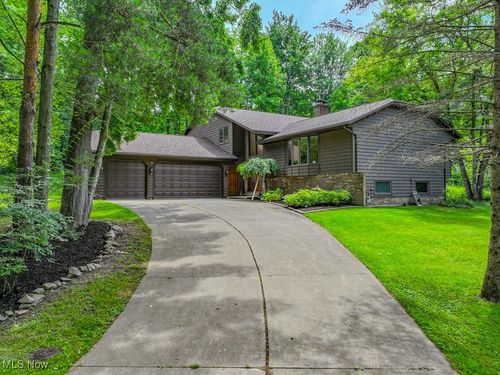 1160 Riverside Dr, Painesville, OH, 44077-5211 | Card Image