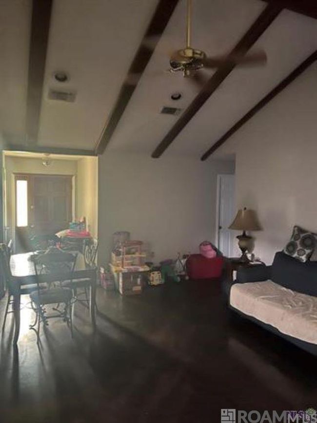 9929 Mint Dr, House other with 3 bedrooms, 2 bathrooms and 4 parking in Baton Rouge LA | Image 5