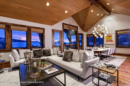 537 Race St, Aspen, CO, 81611-1599 | Card Image