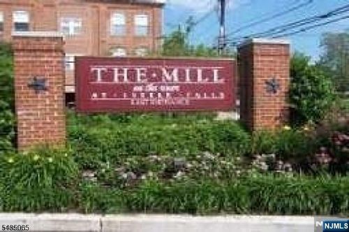 240 Main, Little Falls, NJ, 07424 | Card Image