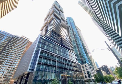 3910-55 Charles St E, Toronto, ON, M4Y0J1 | Card Image