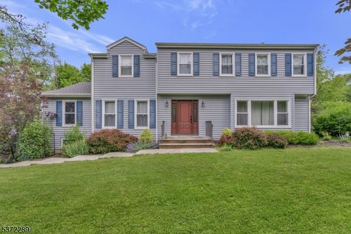 265 Riverview Dr, Bridgewater, NJ, 08807-1567 | Card Image