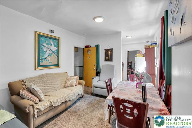 Unit B 2nd floor | Image 18